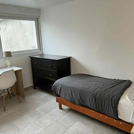 4 Chambres, 3 Sdb, Avec Parking Privé Apartamento *